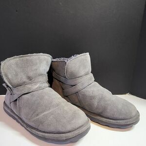 Bearpaw Short Gray Winter Boots